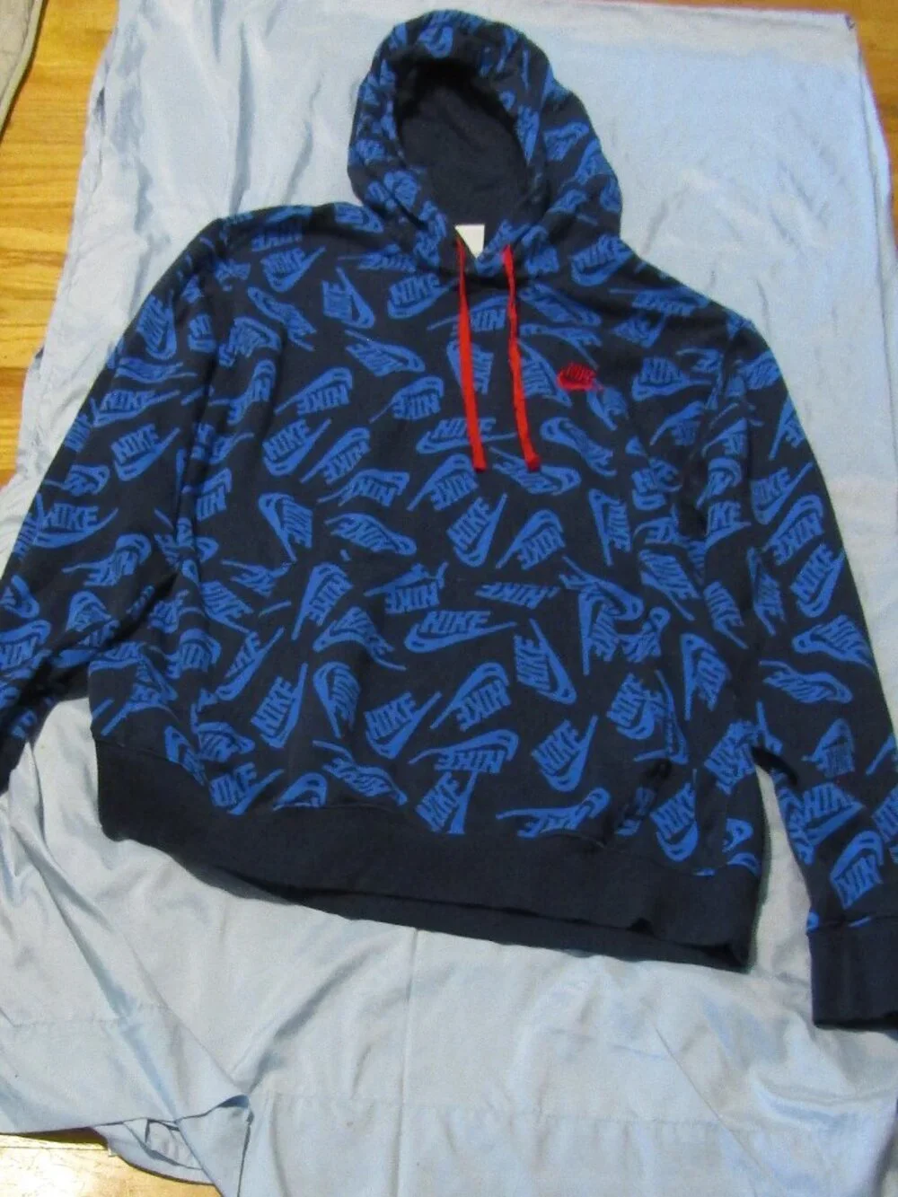 Mens XL NIKE HOODIE LOGO SWEATSHIRT Blues with Red ties